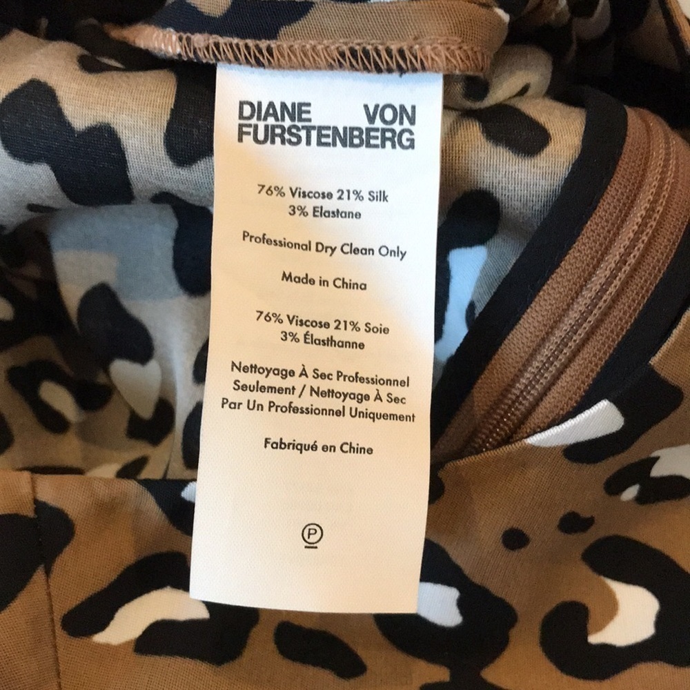 DIANE VON FURSTENBERG Leopard Print Shift Dress Size 8 - Picture 6 of 9